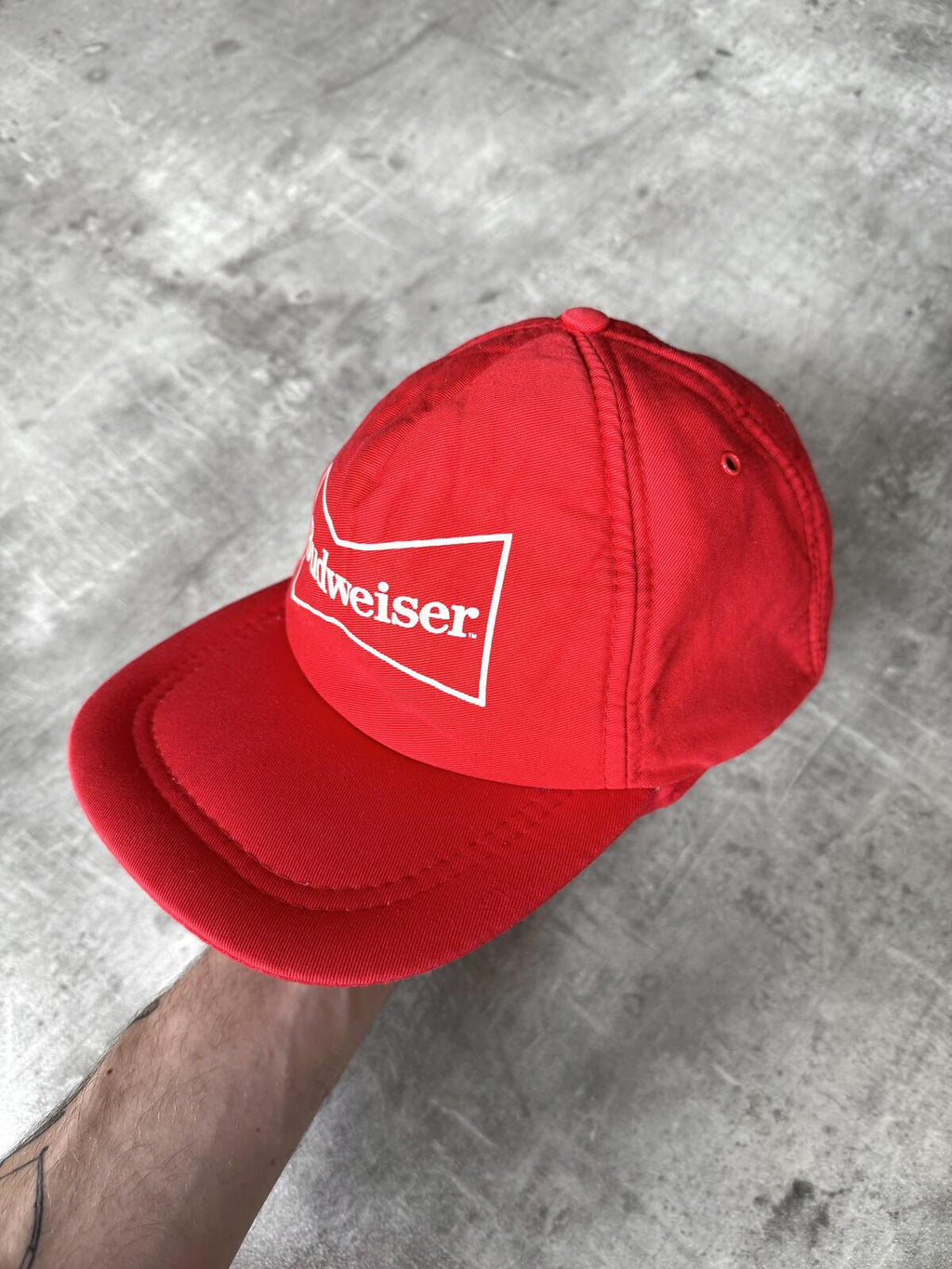 Vintage 1980’s Budweiser USA Red Graphic Promotional Snapnack Cap.