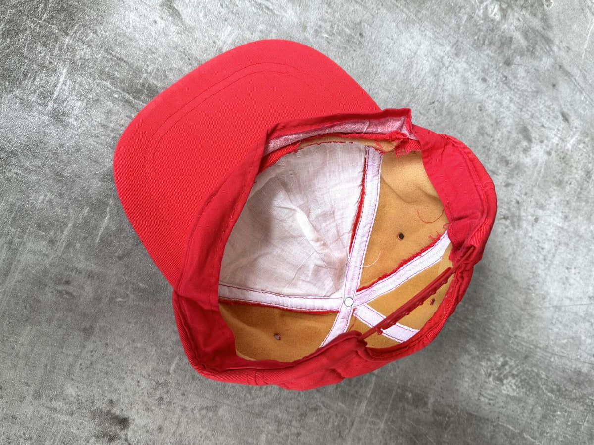 Vintage 1980’s Budweiser USA Red Graphic Promotional Snapnack Cap.