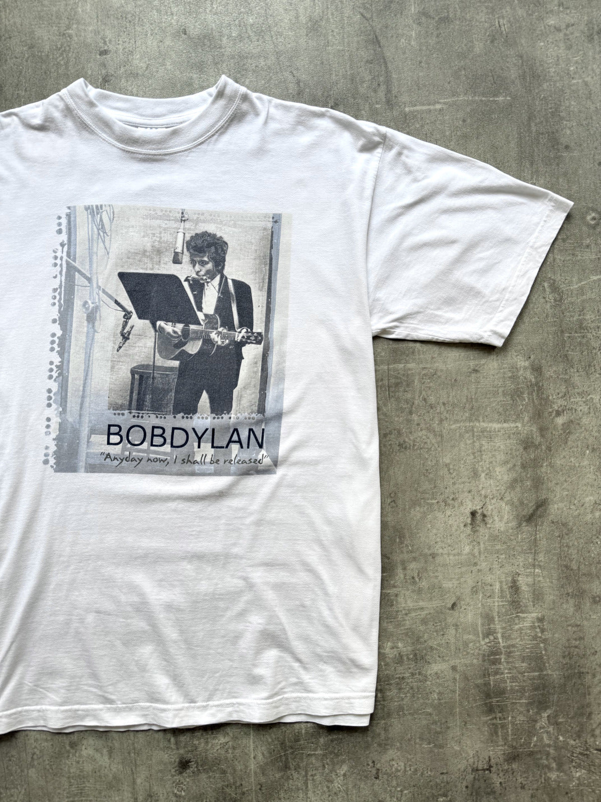 Vintage 1990s Bob Dylan "Anyday Now, I Shall Be Released" Graphic Blue Grape Tee
