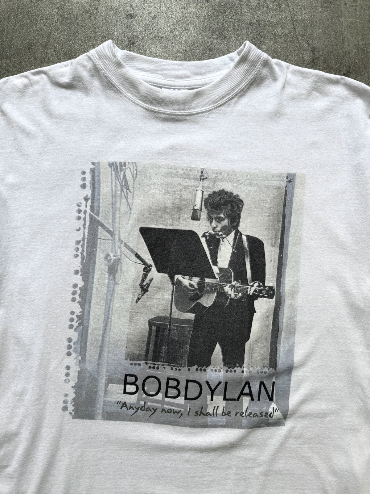 Vintage 1990s Bob Dylan "Anyday Now, I Shall Be Released" Graphic Blue Grape Tee