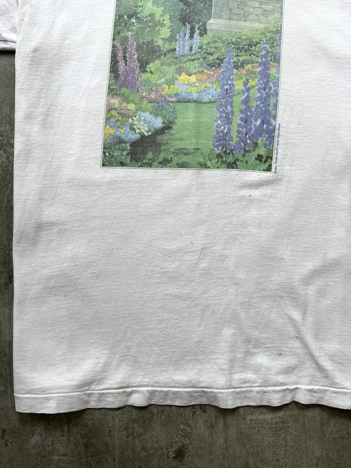 Vintage 1990's Blithewold Mansion Anne Kilham Art Single Stitch Graphic Tee.