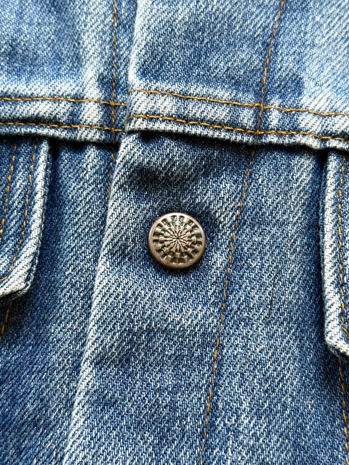 Vintage 1970’s American Cropped Denim Faded Western Type III Rider Blouson.