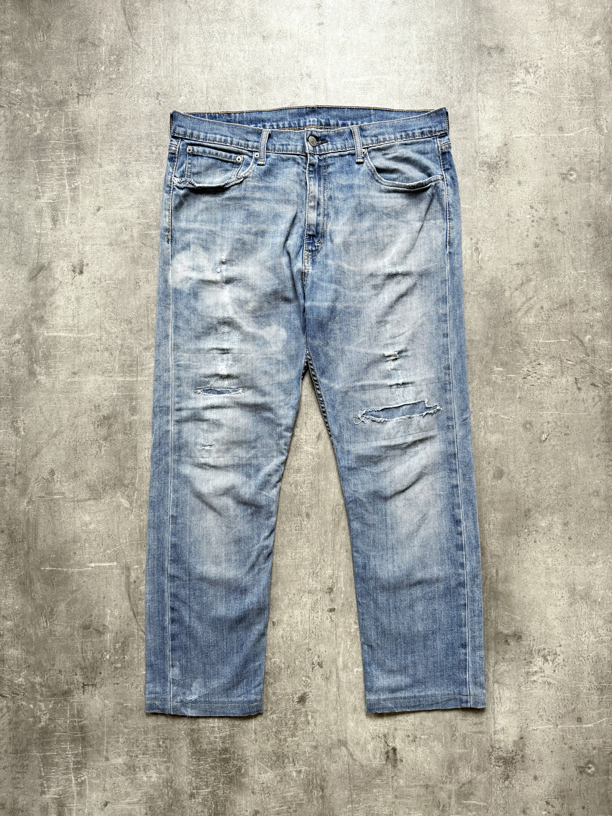 Vintage 2000’s Levis 508 Patched & Thrashed Mid Blue Denim Jeans.