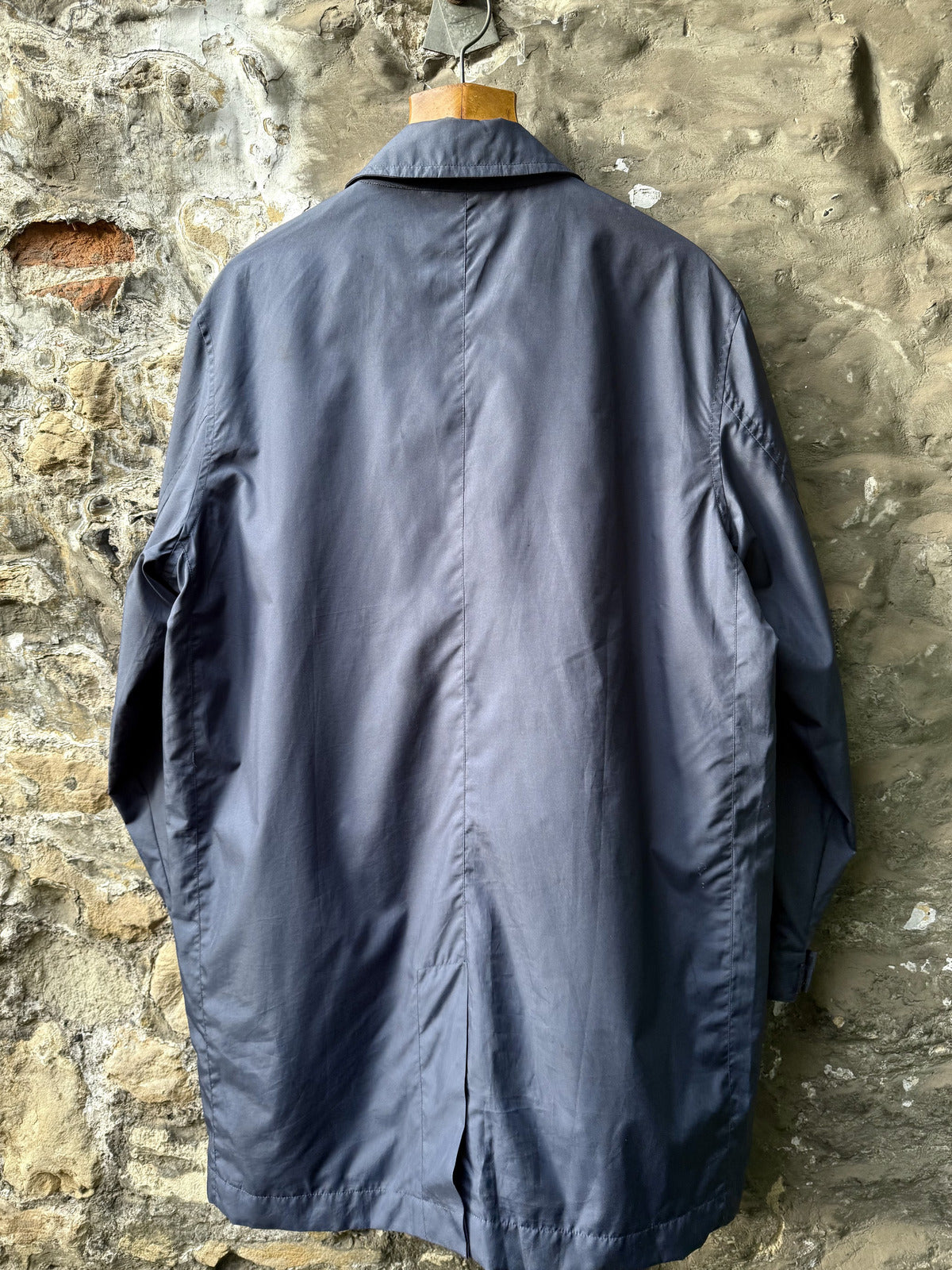 Vintage 1990’s Duffer St. George Lightweight Double Pocket Rain Coat.