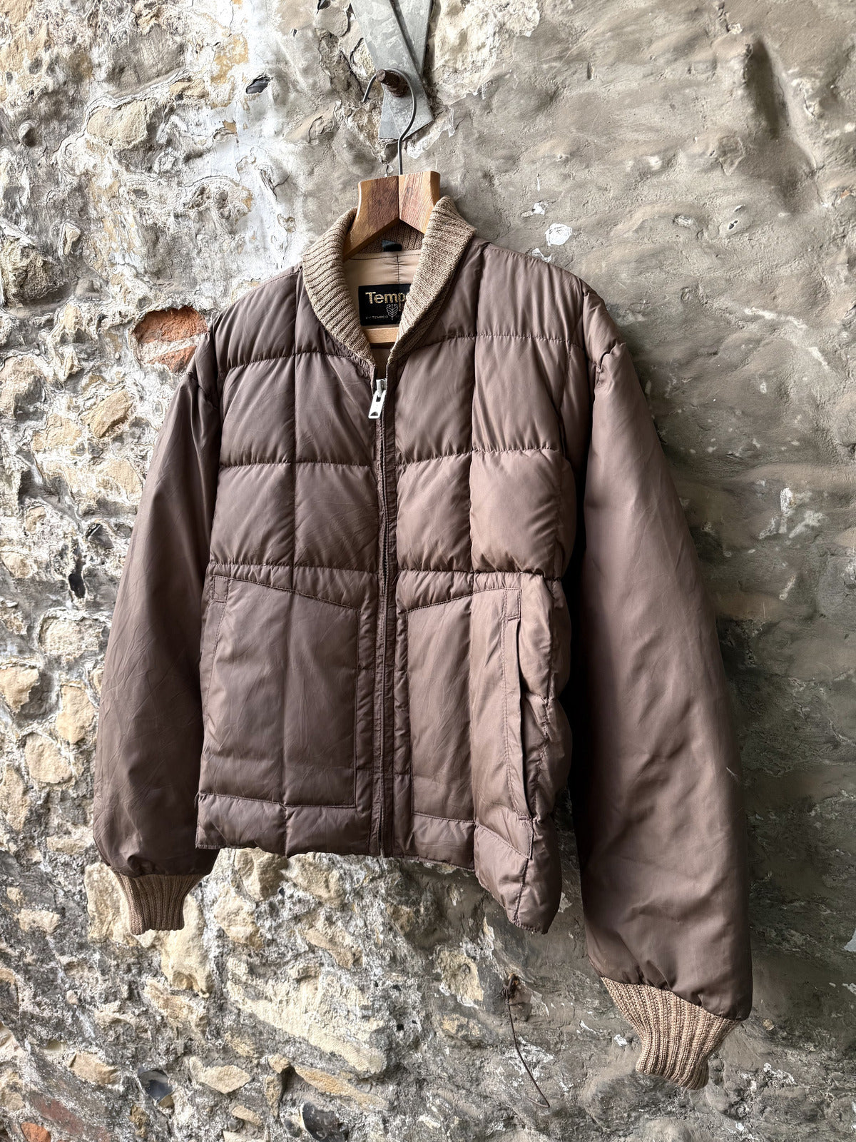 Vintage 1970’s Tempco Seattle Shawl Collar Down Quilt Talon Zip Puffer Blouson.