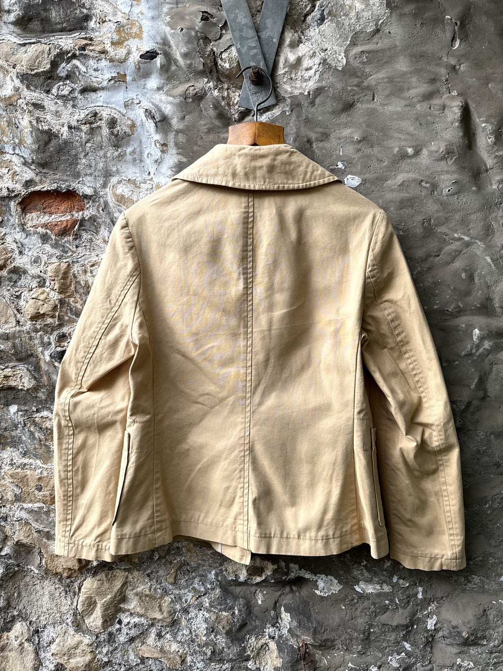 Gloverall Made in England Millerain Canvas Scalloped Collar Cropped Duffle Jacket.