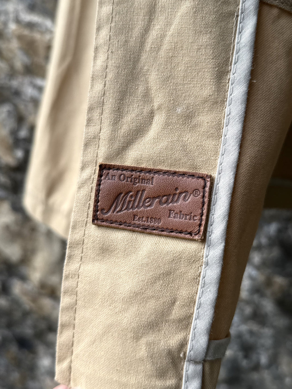 Gloverall Made in England Millerain Canvas Scalloped Collar Cropped Duffle Jacket.